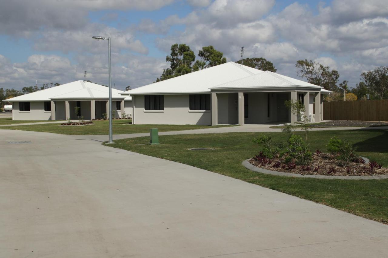 רוקהמפטון Casa Nostra Motel מראה חיצוני תמונה