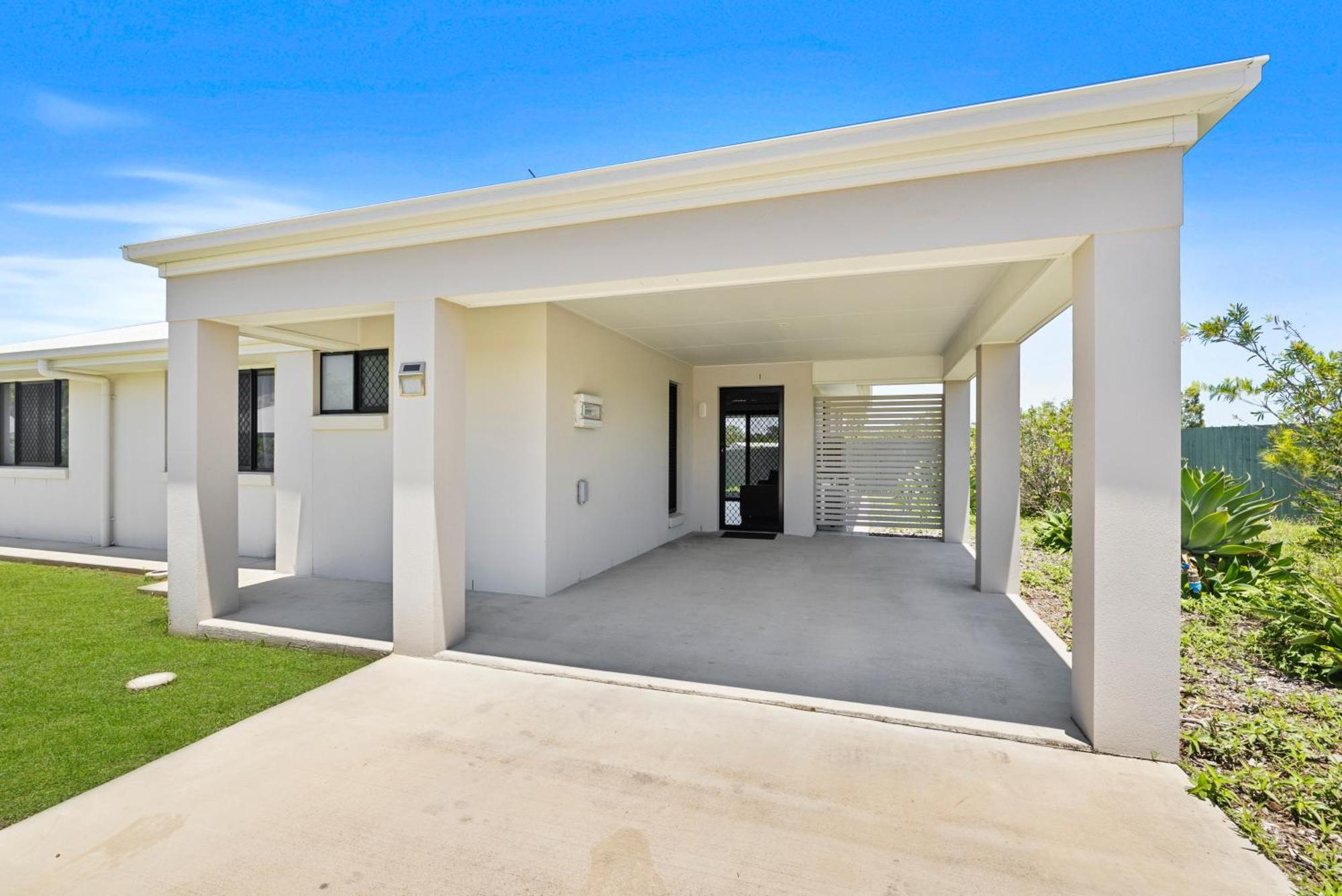 רוקהמפטון Casa Nostra Motel מראה חיצוני תמונה