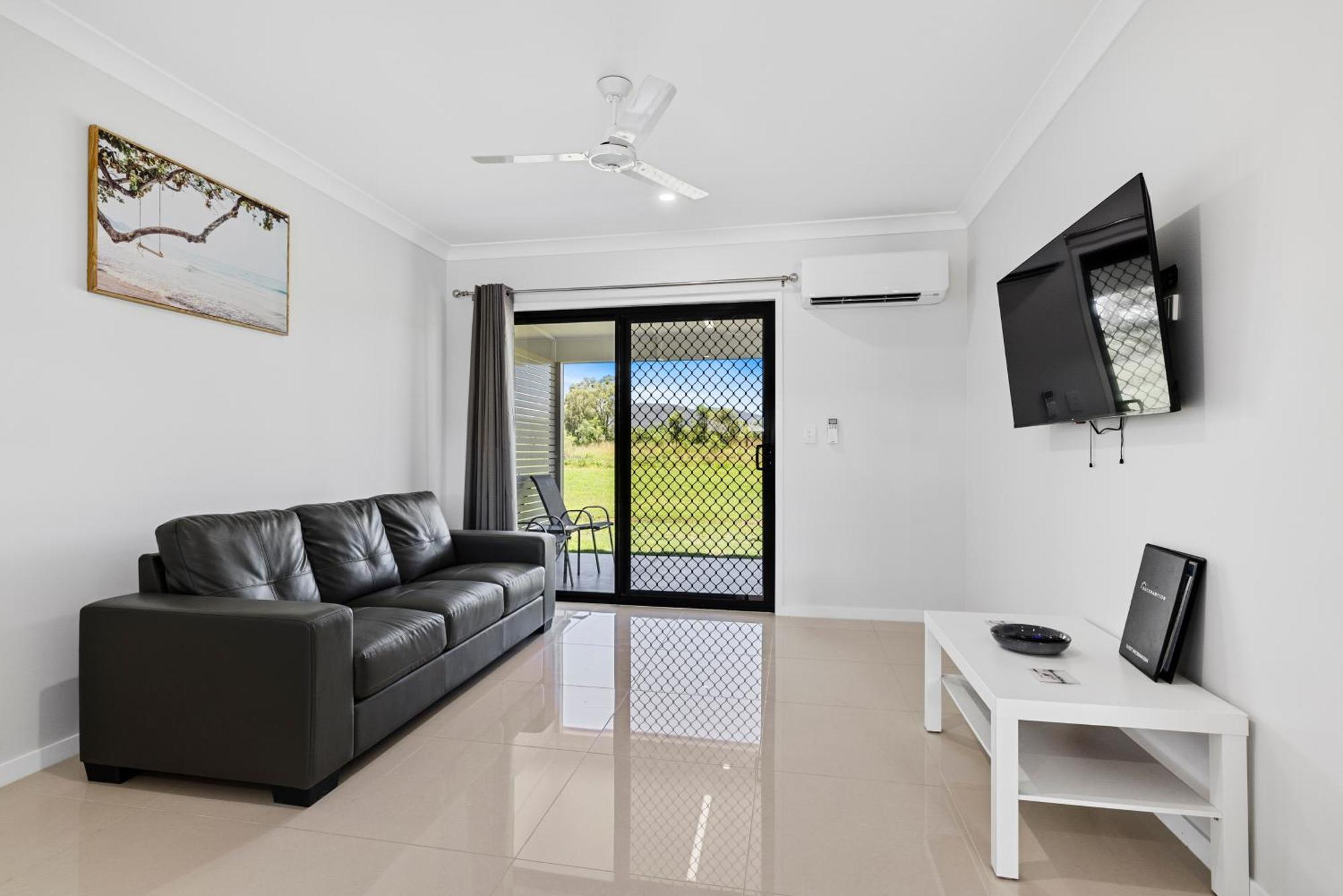 רוקהמפטון Casa Nostra Motel מראה חיצוני תמונה